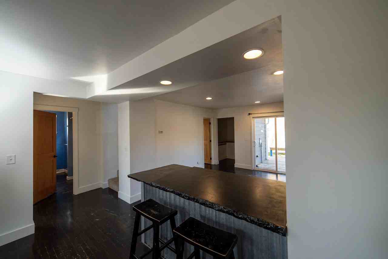 330 Benton Ave #NA - Photo 2 of 23