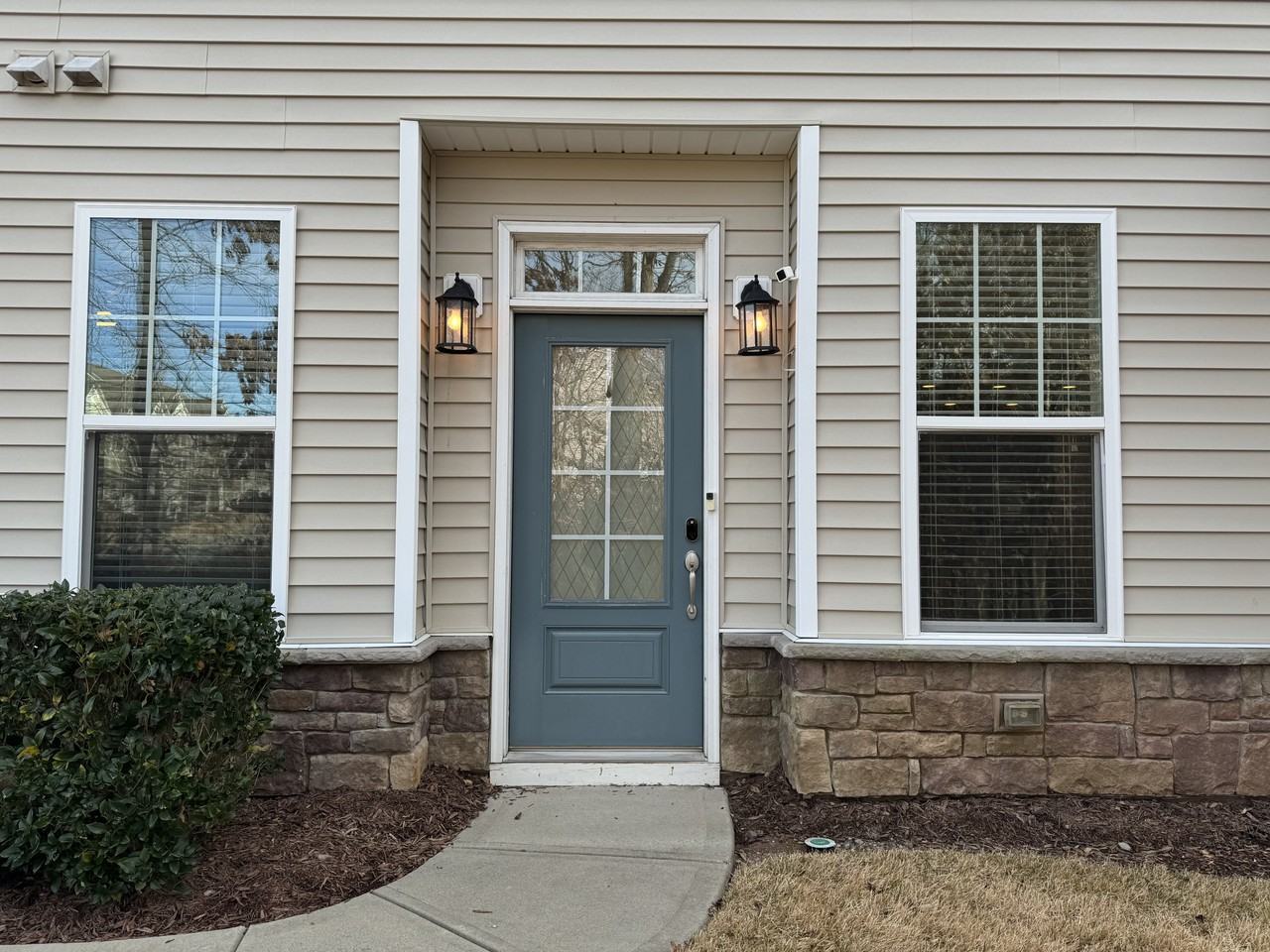 520 Suttons Walk Dr - Photo 3 of 24