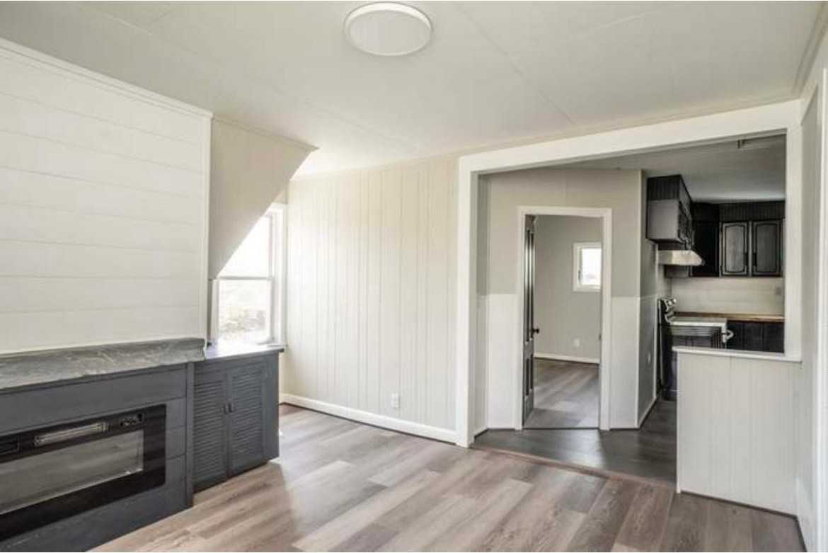 29 Madison Ave #2 - Photo 3 of 6