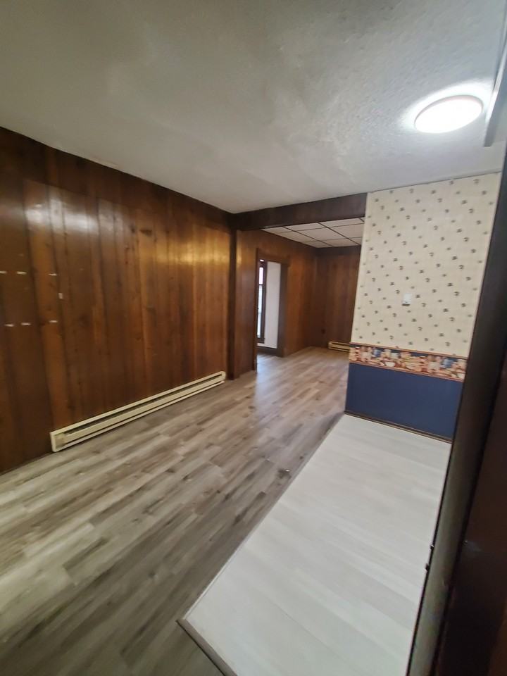 207 1/2 W Garfield Ave #NA - Photo 5 of 9