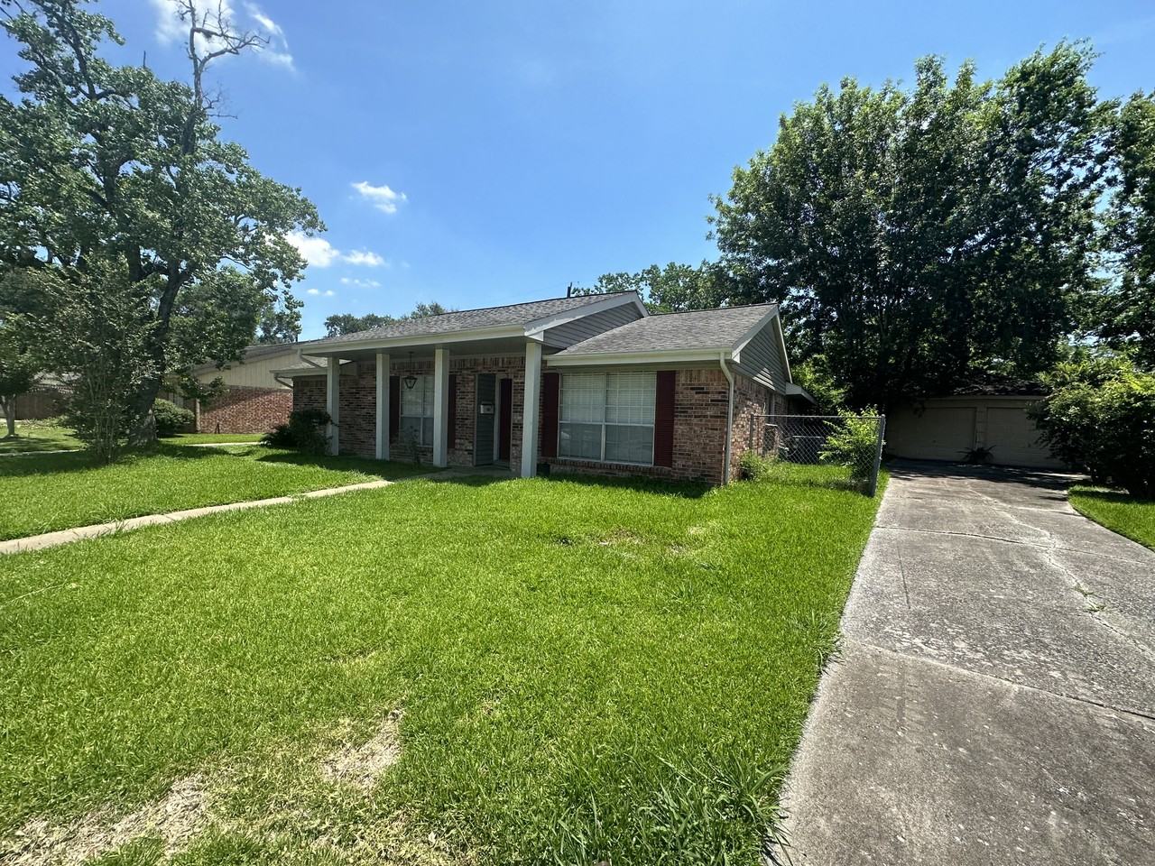 11719 Flagler St #NA - Photo 2 of 23