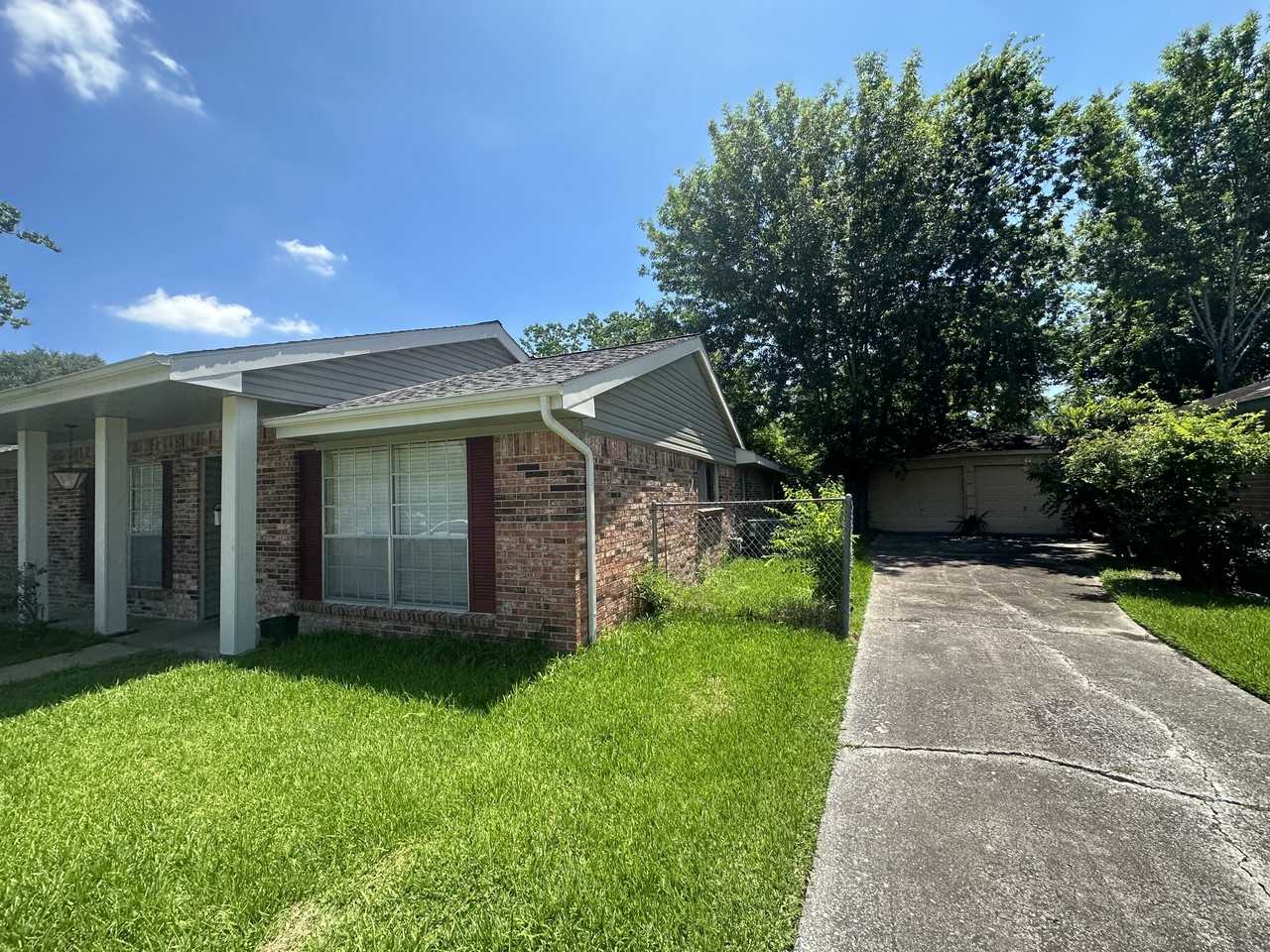 11719 Flagler St #NA - Photo 3 of 23