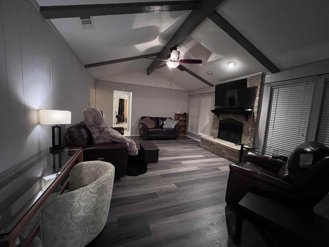 2729 Lawndale Dr - Photo 6 of 29