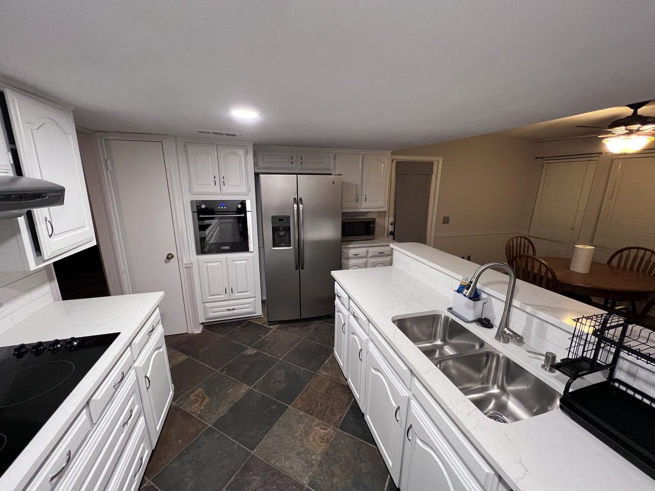 2729 Lawndale Dr - Photo 7 of 29