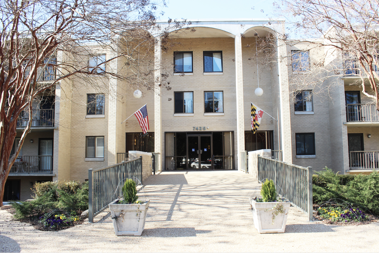 7425 Democracy Blvd #307