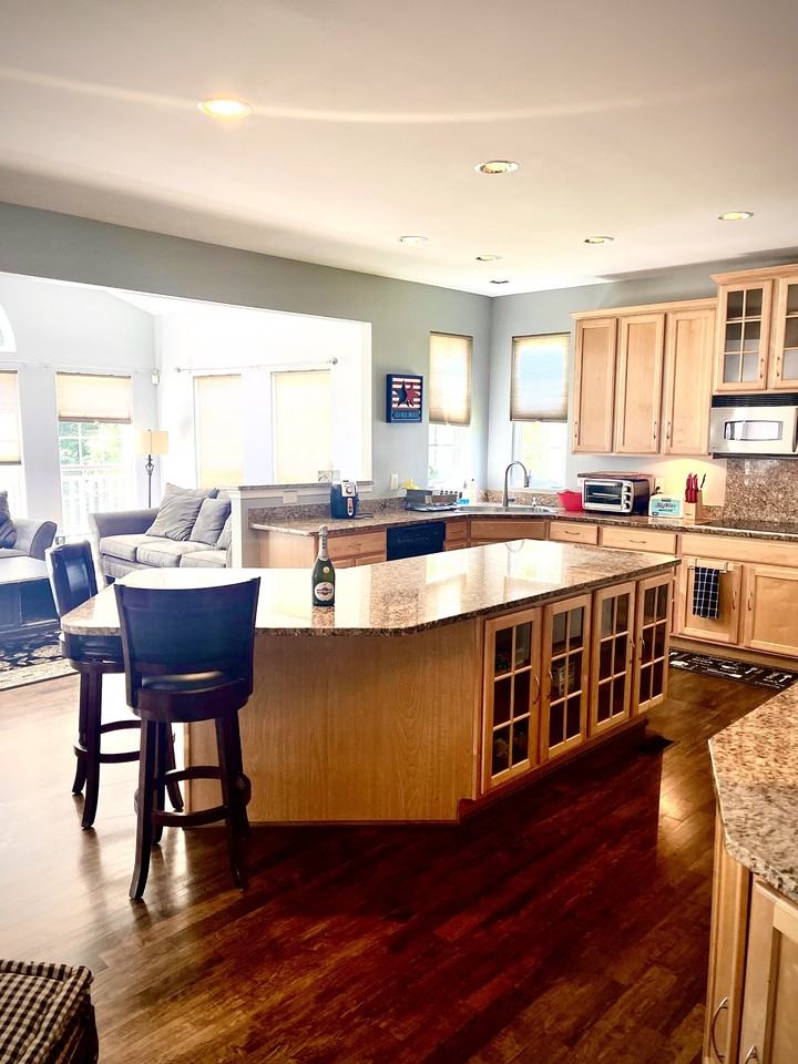 522 Dill Pointe Dr #NA - Photo 2 of 20