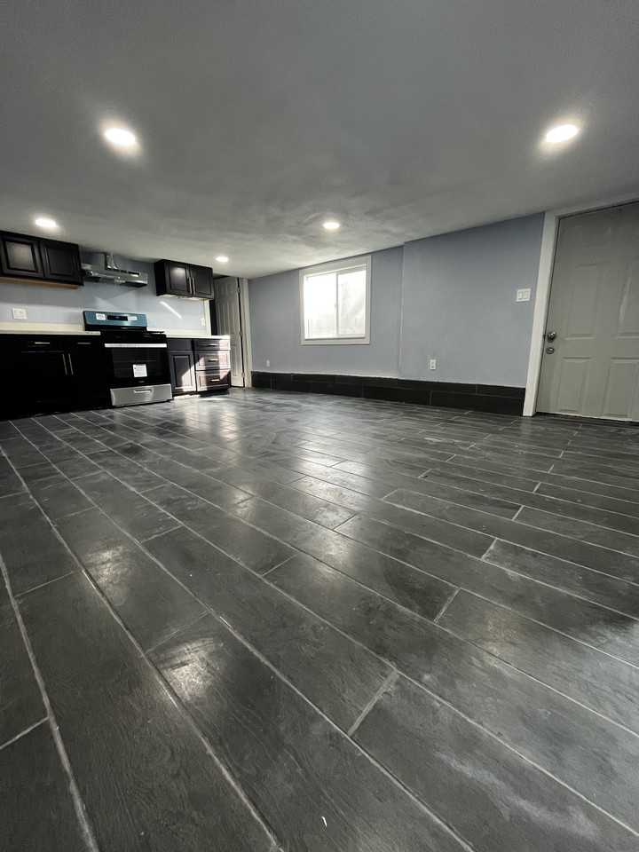 904 S 6th St #NA - Photo 2 of 7