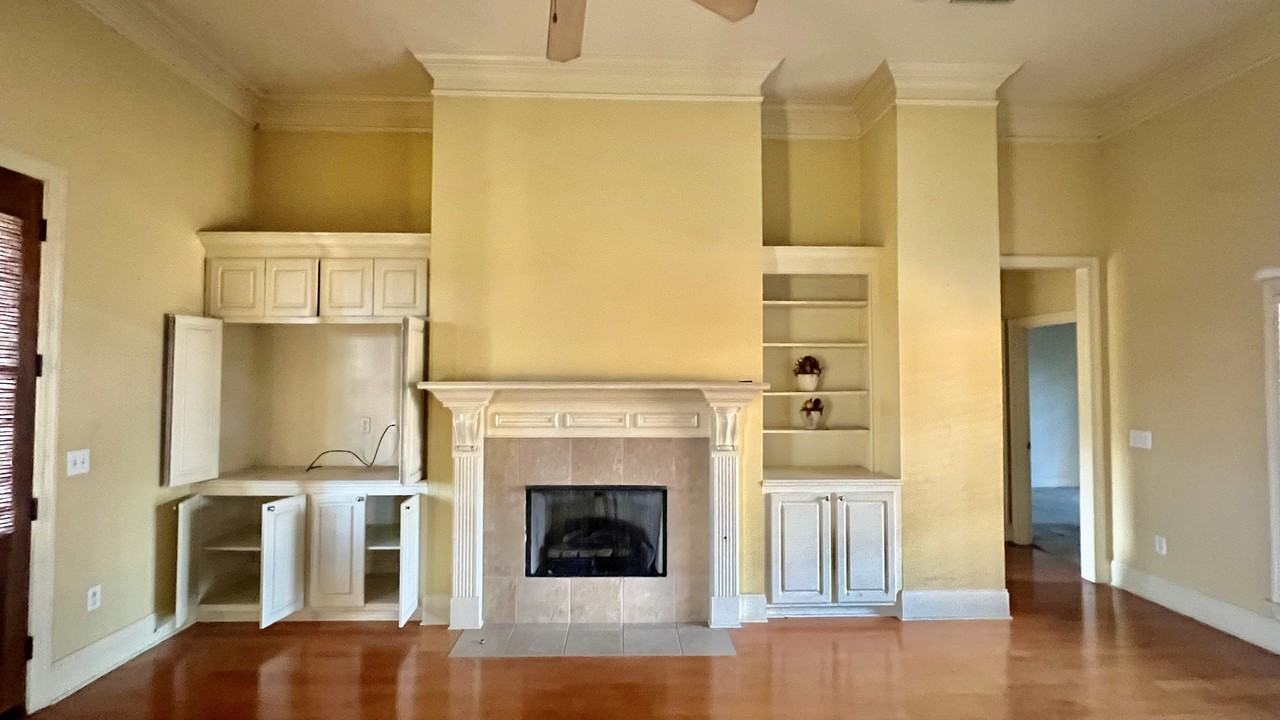 204 Calhoun Dr #NA - Photo 3 of 4