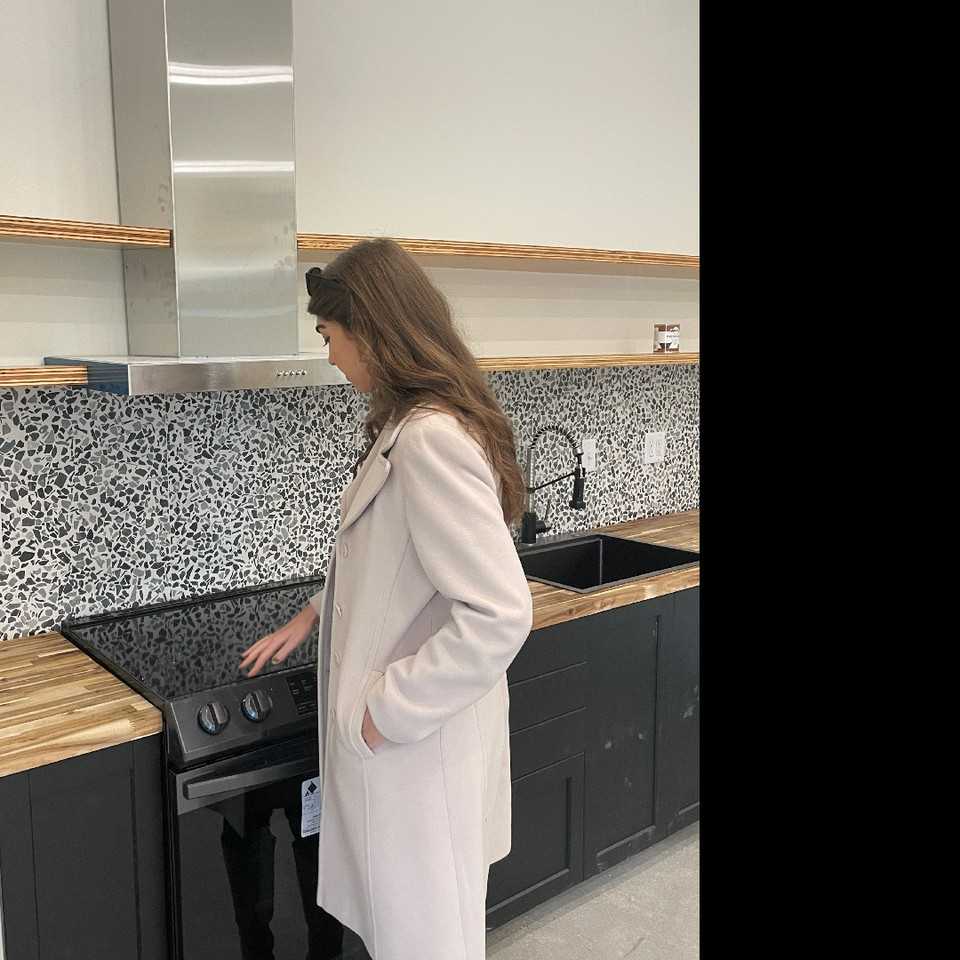 117 Pursell St - Photo 2 of 13