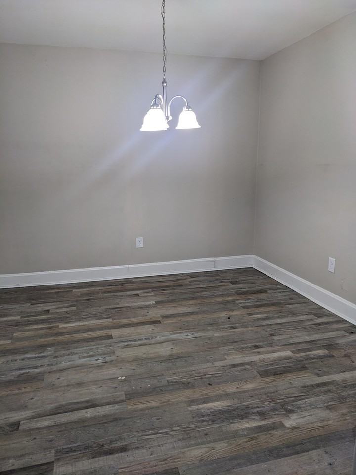 1112 Woodrow St S #NA - Photo 3 of 10
