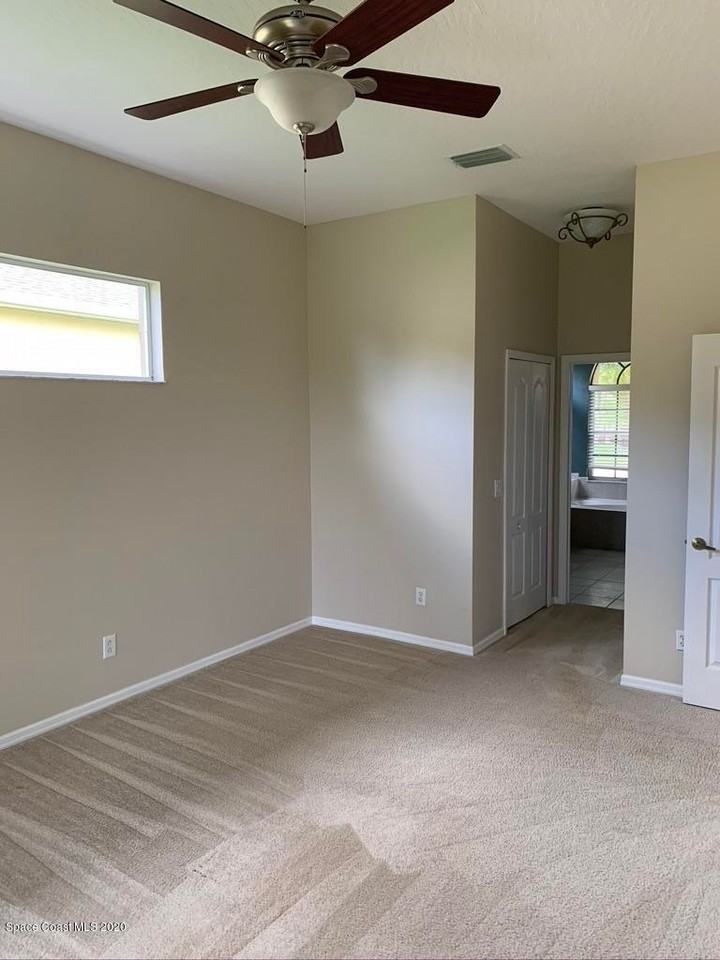 1471 Cape Sable Dr #NA - Photo 3 of 13