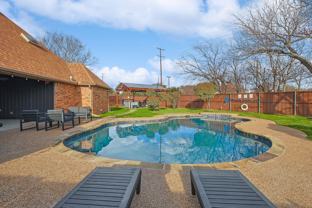 2420 Vista Glen Ln #NA - Photo 1 of 1