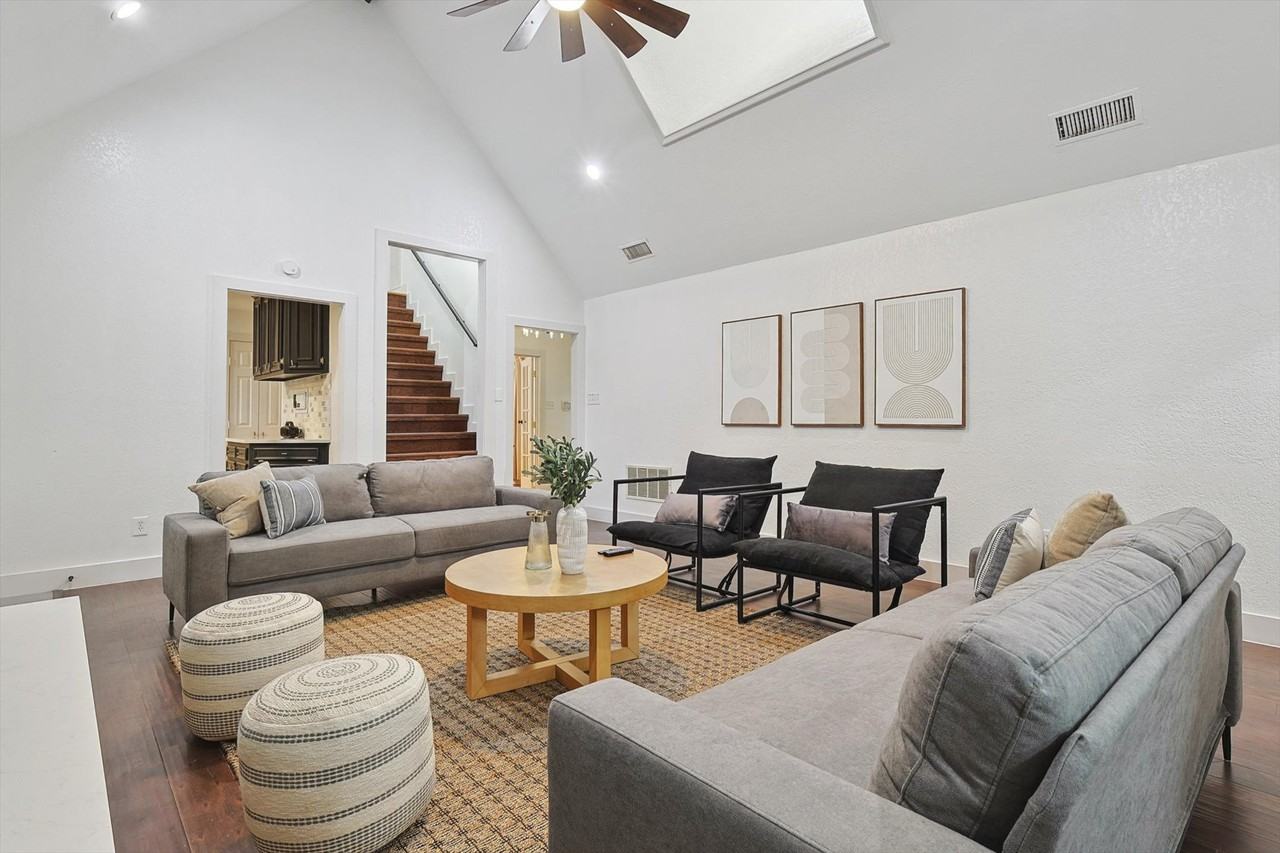 2420 Vista Glen Ln #NA - Photo 7 of 50