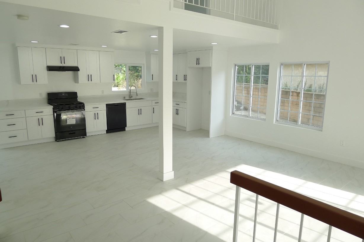 2623 E Maureen St #NA - Photo 4 of 42