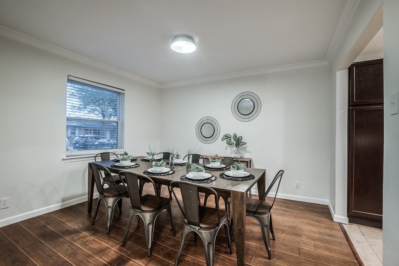 13739 Spring Grove Ave #NA - Photo 3 of 29