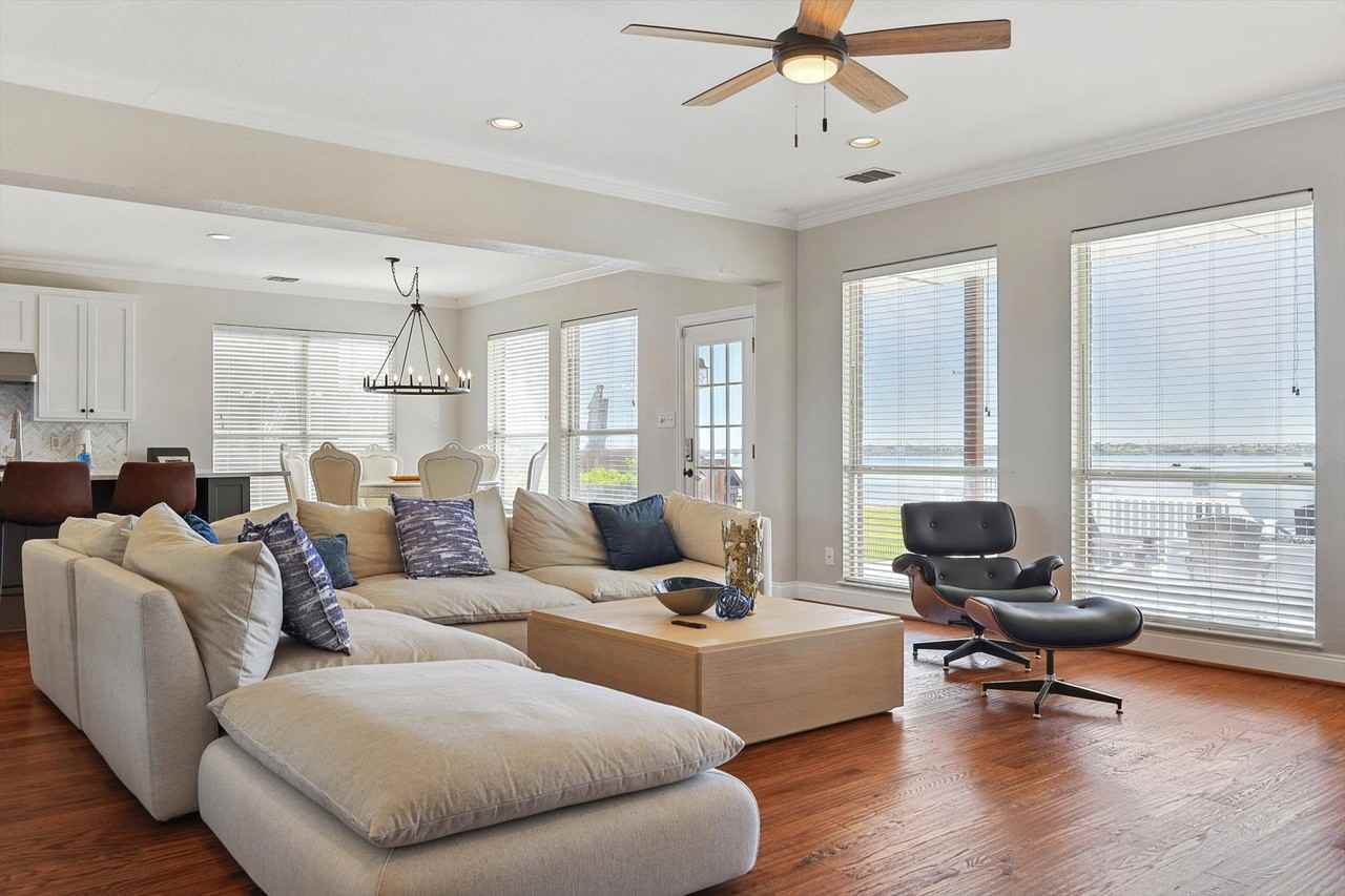 925 Sunset Hill Dr #NA - Photo 5 of 50