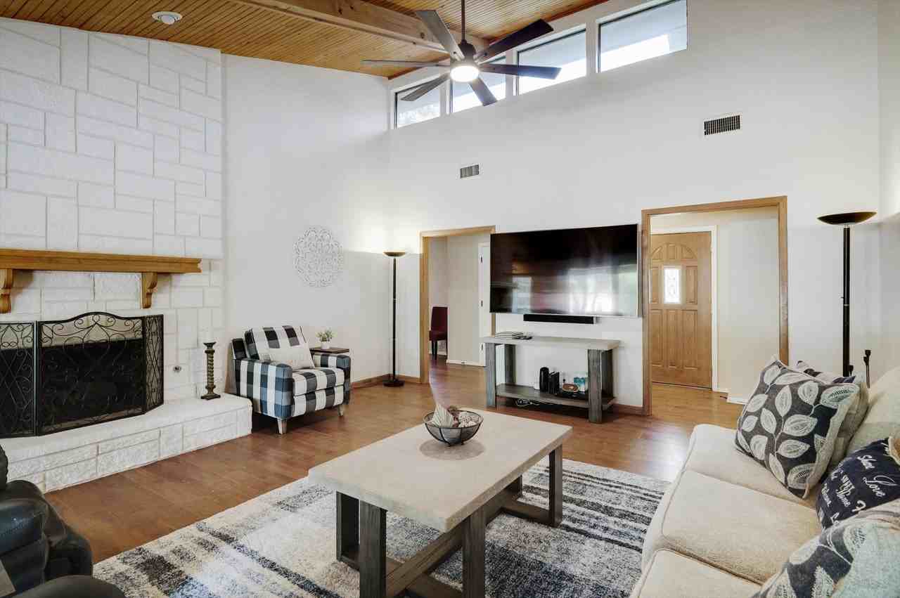 568 Sellmeyer Ln #NA - Photo 7 of 50