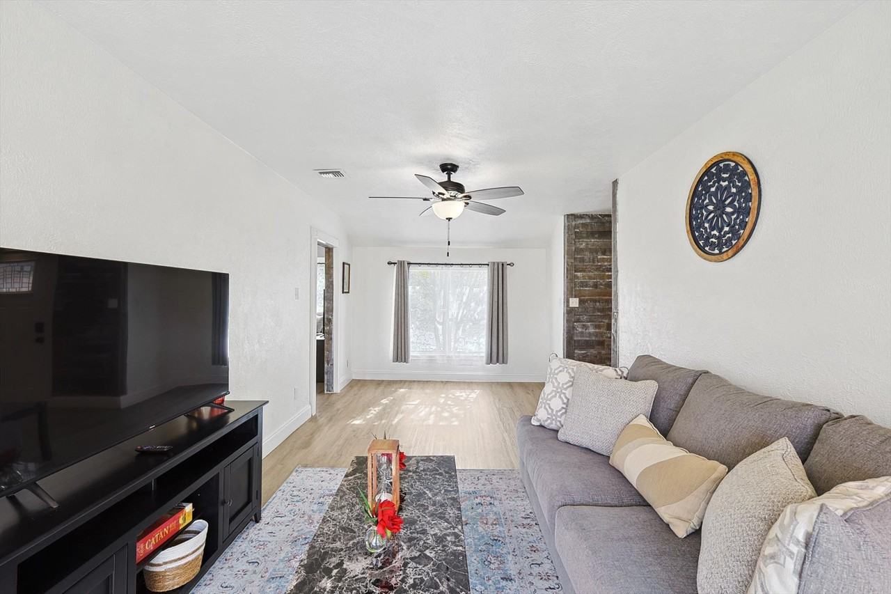 711 Red Oak Ln #NA - Photo 5 of 36