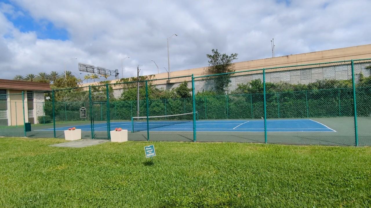 5325 Sw 77th Ct #108F - Photo 6 of 9