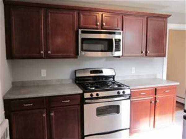 162 1 62 Franklin St #NA - Photo 2 of 12