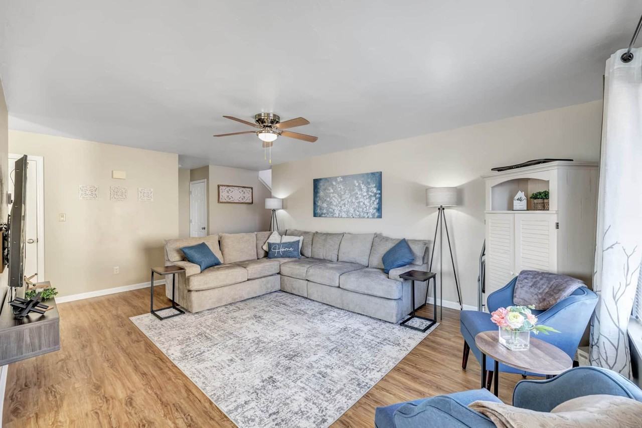 341 Desplaine Rd #NA - Photo 4 of 12