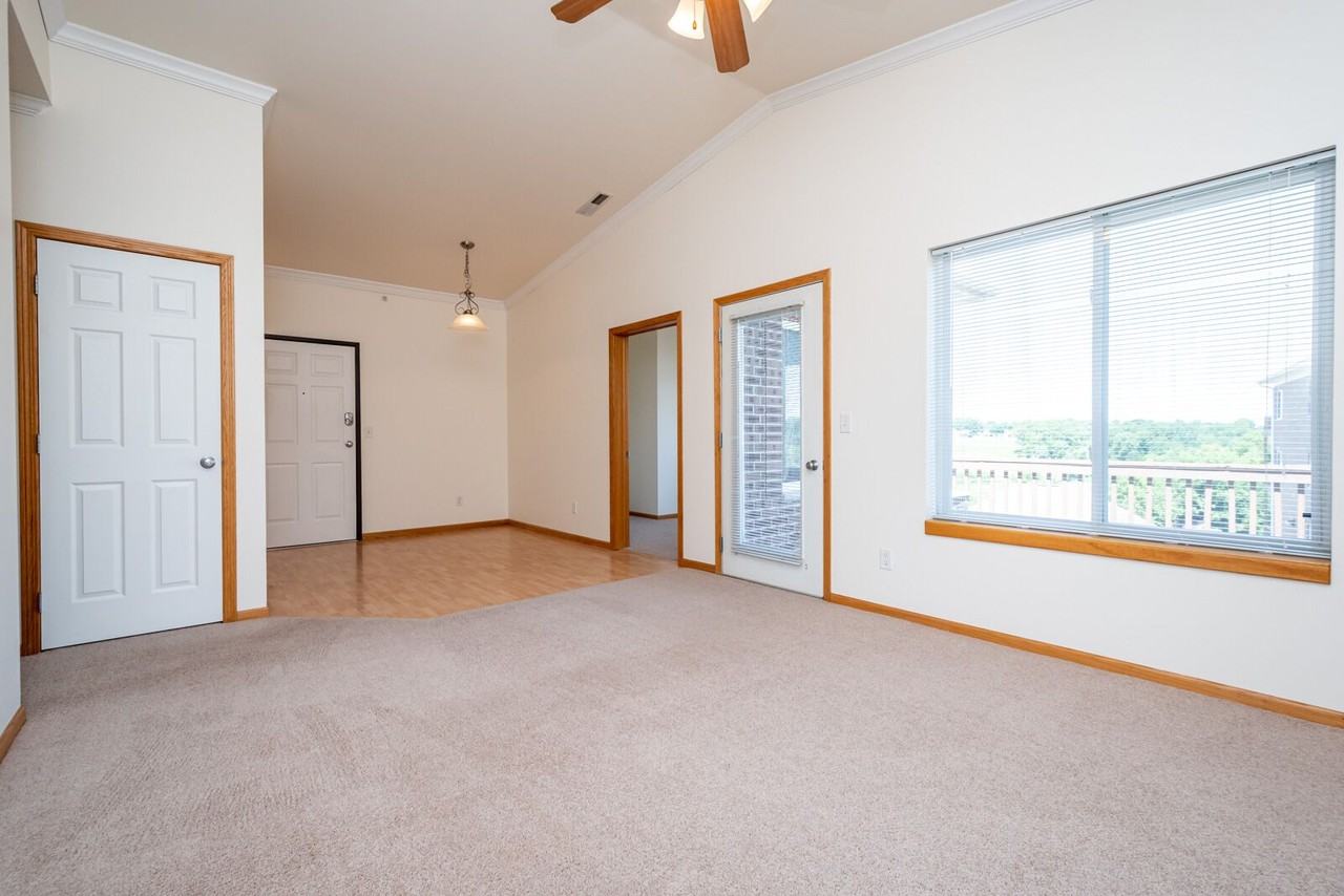 30 Redtail Bnd #10 - Photo 2 of 25