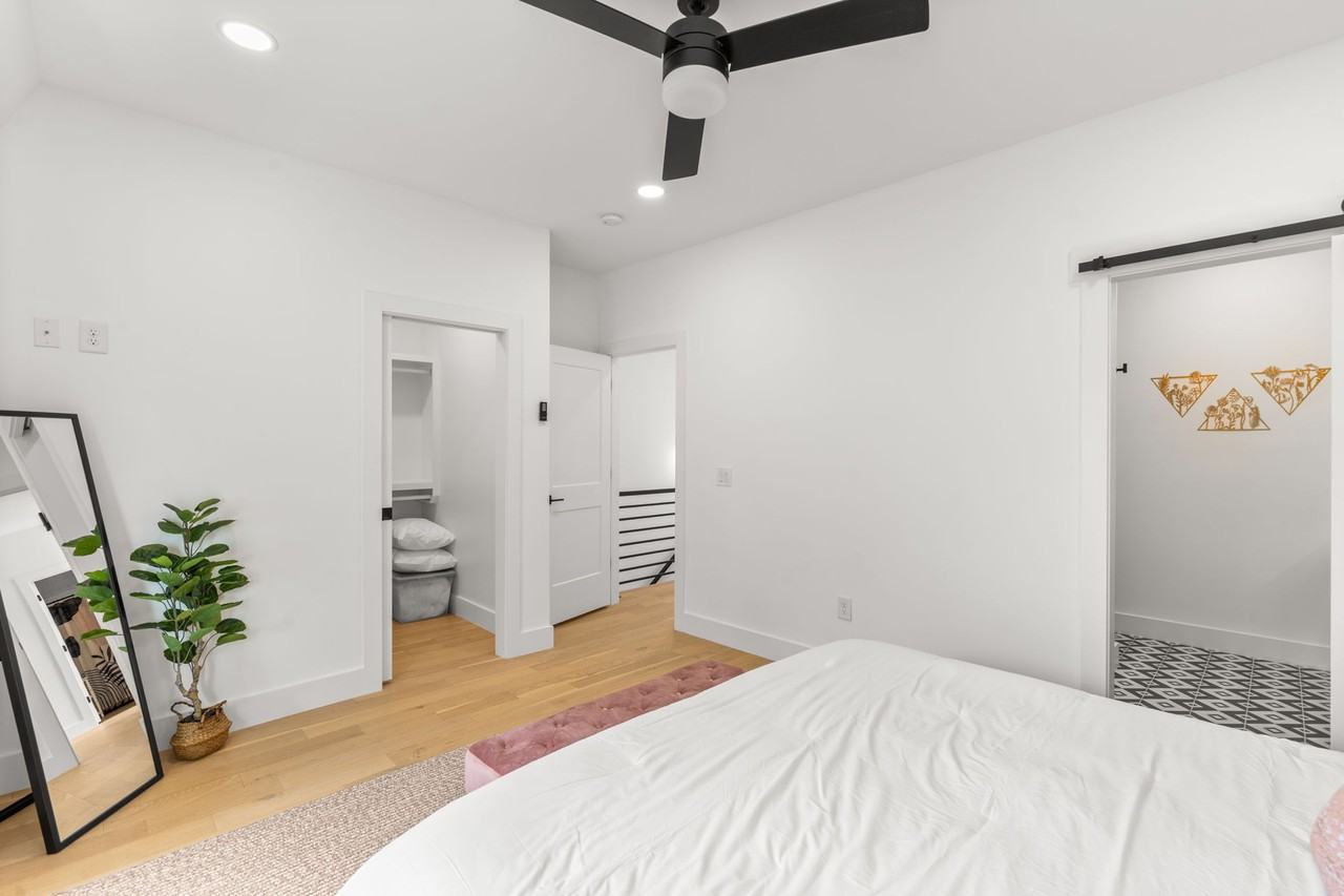 1206 Ireland Street #NA - Photo 4 of 16