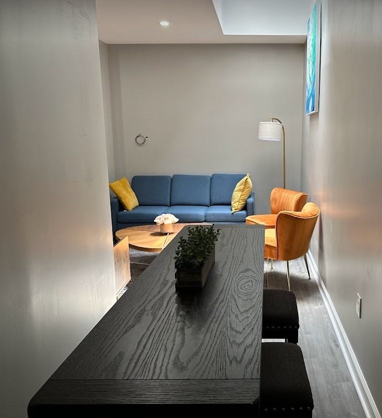 1705 W Virginia Ave Ne Apt 3 #NA - Photo 2 of 10