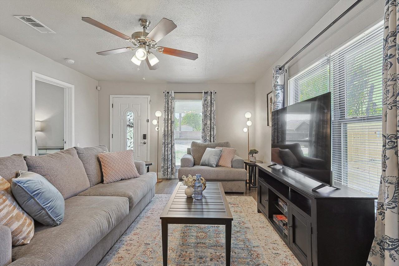 1107 Jefferson St #NA - Photo 6 of 37