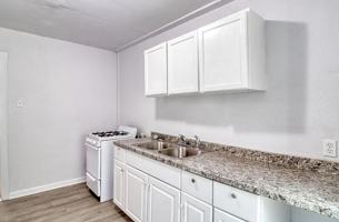 featured image of 1002 23rd St #3