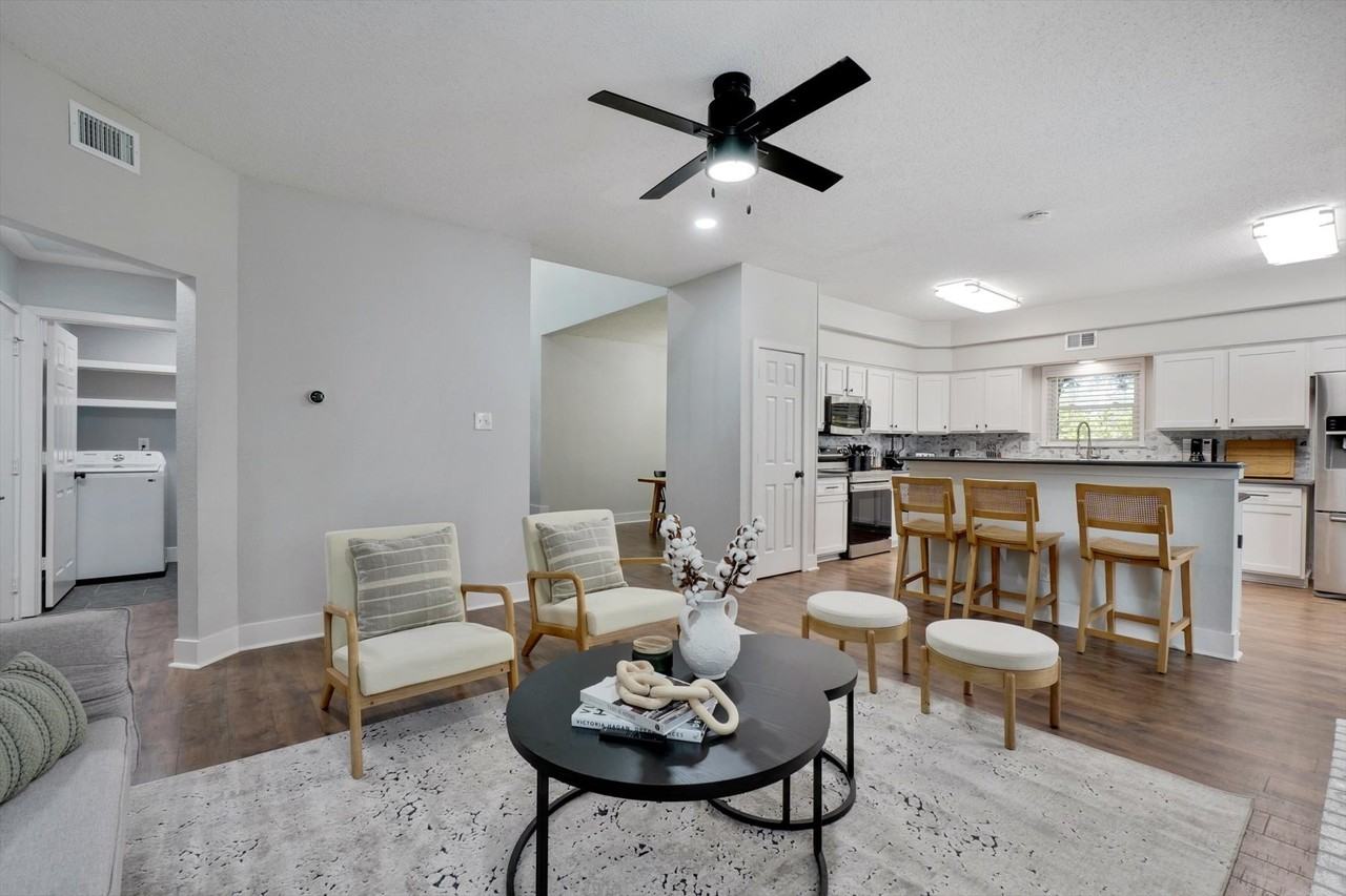 2200 Glenbrook St #NA - Photo 6 of 43