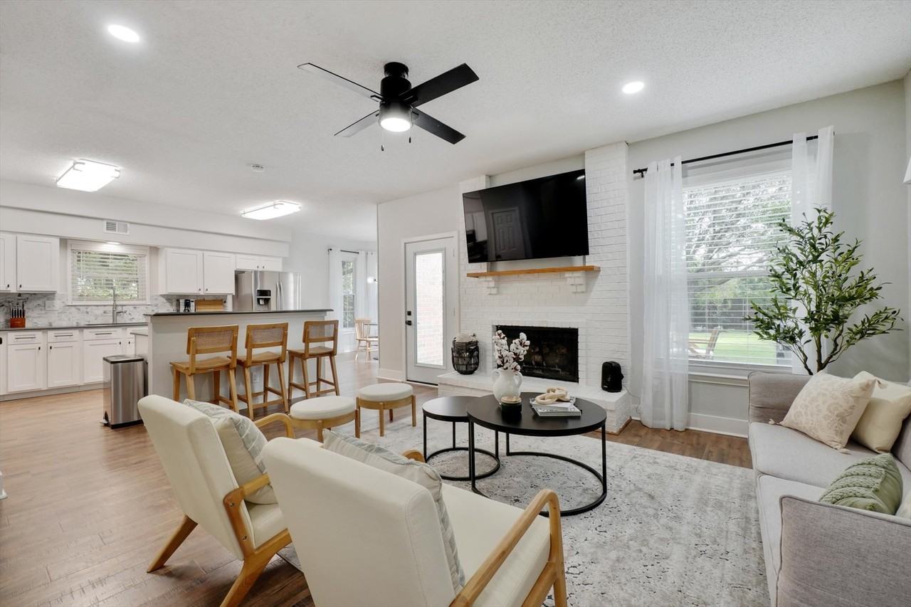 2200 Glenbrook St #NA - Photo 7 of 43