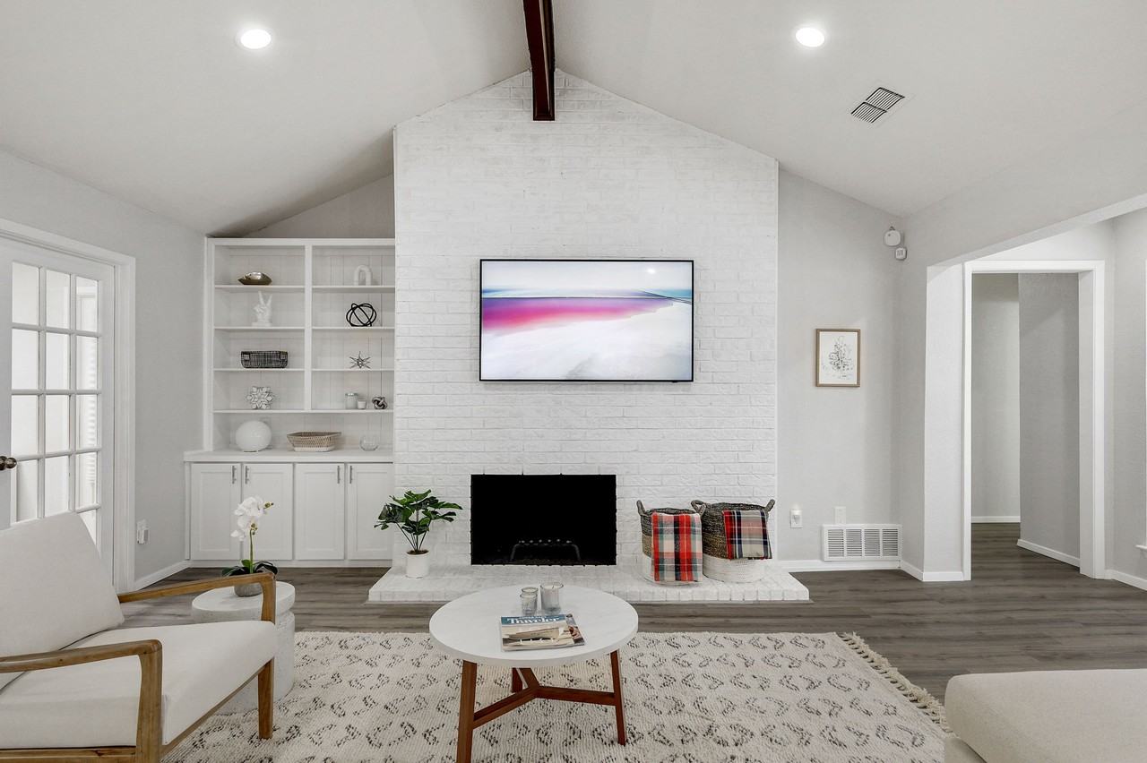 4513 Foxfire Way #NA - Photo 7 of 38