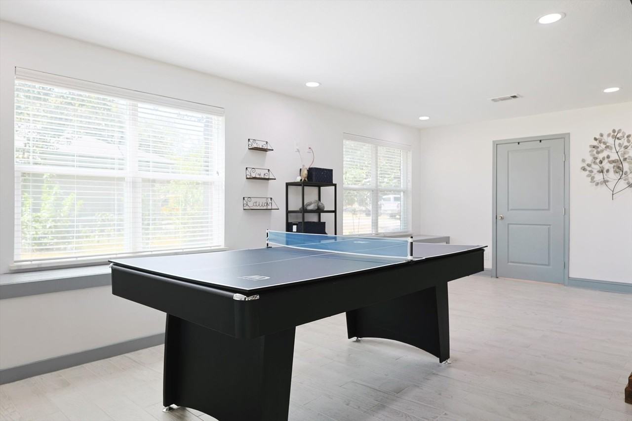 9884 Cherokee Trl #NA - Photo 5 of 50