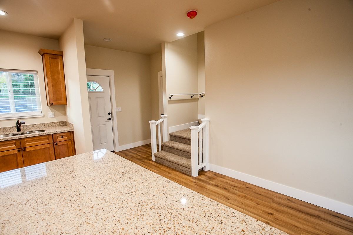 1151 Pine St W #NA - Photo 2 of 18