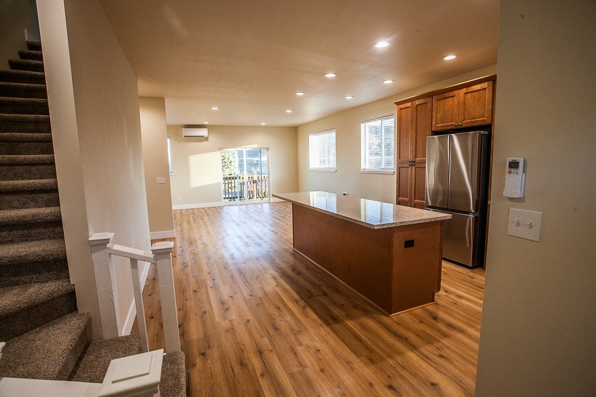1151 Pine St W #NA - Photo 3 of 18