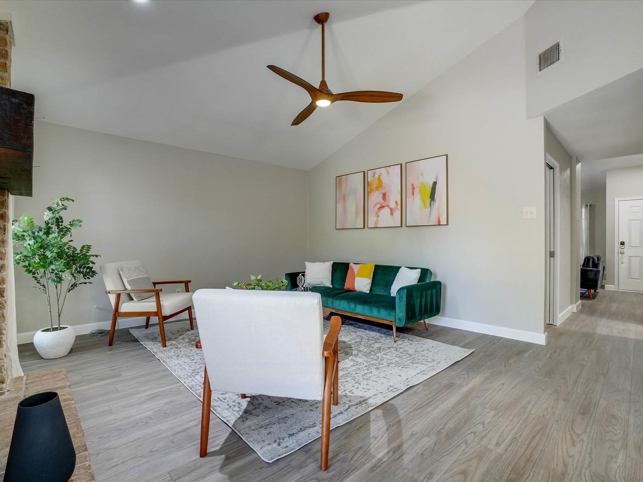 1725 Canterbury Ln #NA - Photo 7 of 44