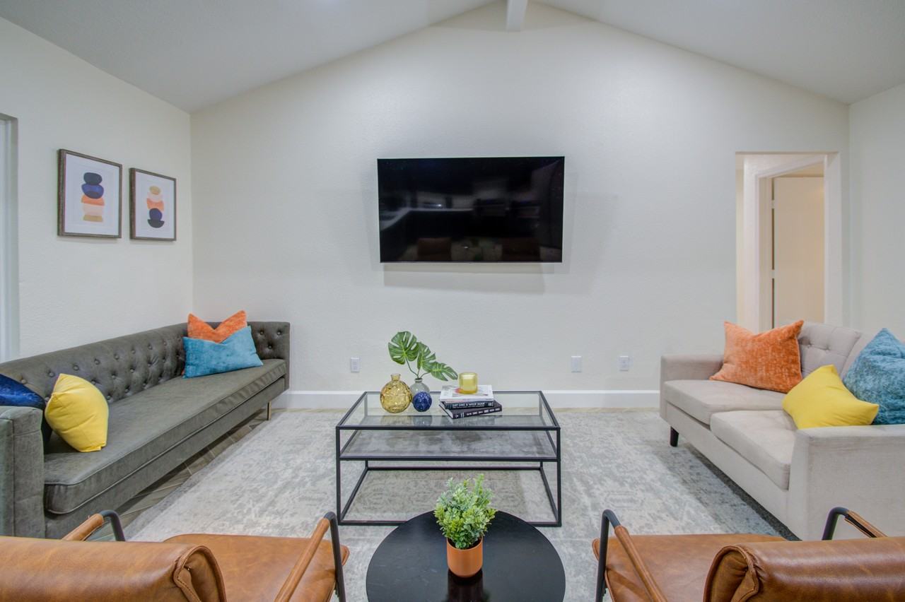 16906 Barcelona Dr #NA - Photo 7 of 37