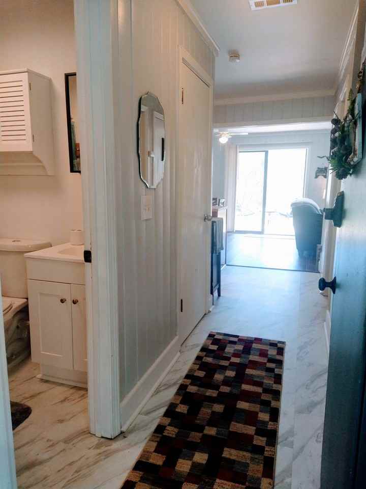 30 Spy Glass Cir #J - Photo 4 of 24