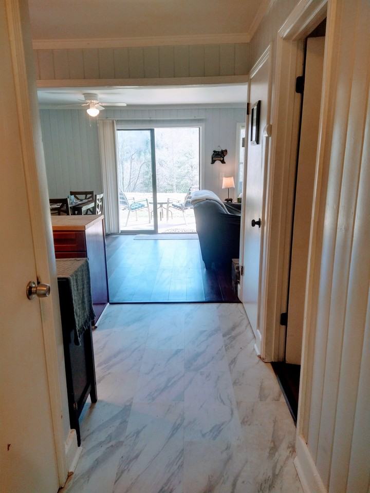 30 Spy Glass Cir #J - Photo 6 of 24