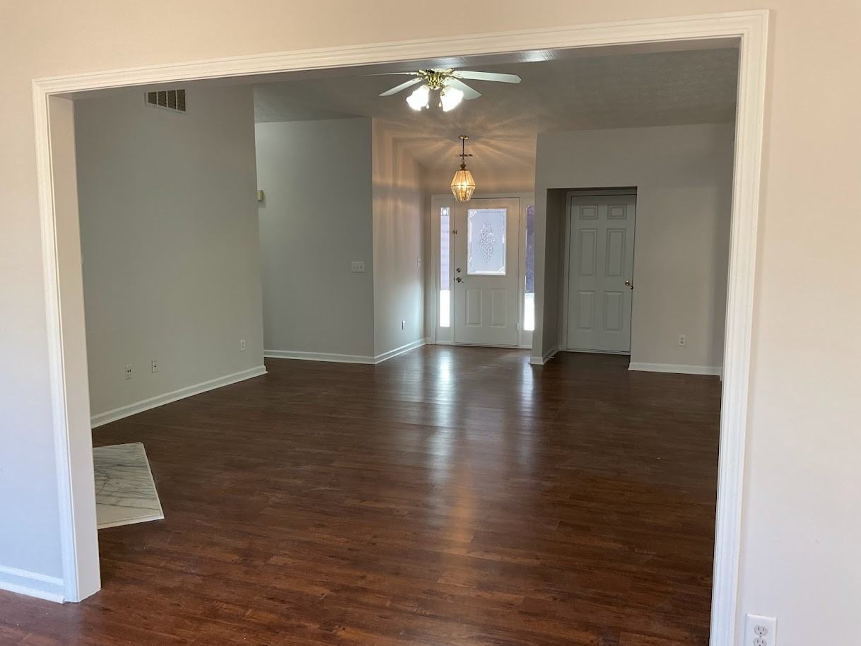 919 Autumn Glen Way #NA - Photo 2 of 14