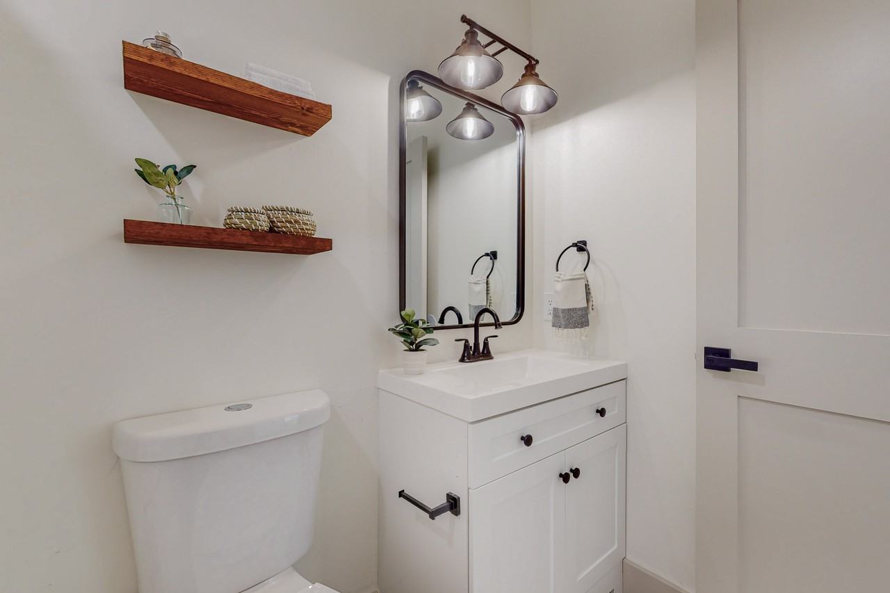 223 Sierra Dr Se #C2 - Photo 5 of 23