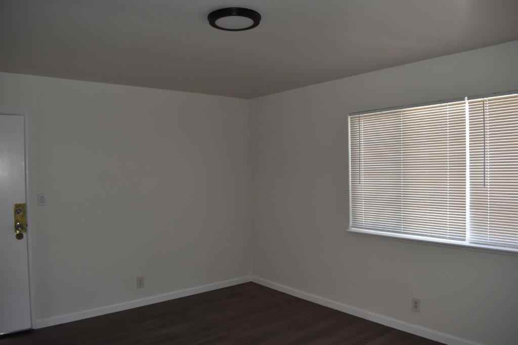 27942 Manon Ave #C - Photo 6 of 20
