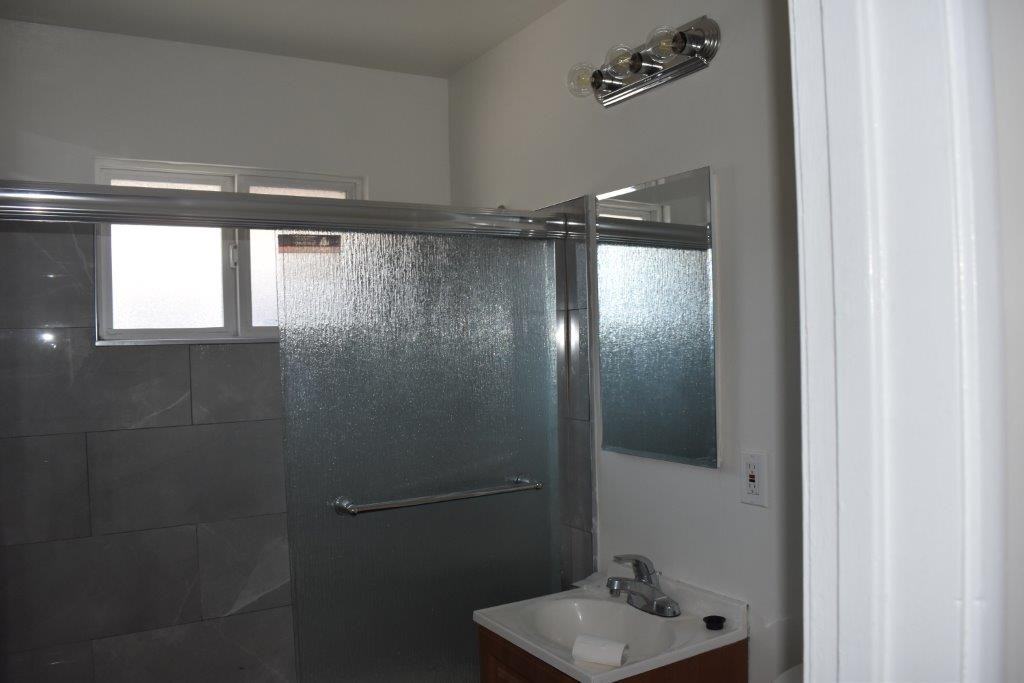 27942 Manon Ave #C - Photo 7 of 20