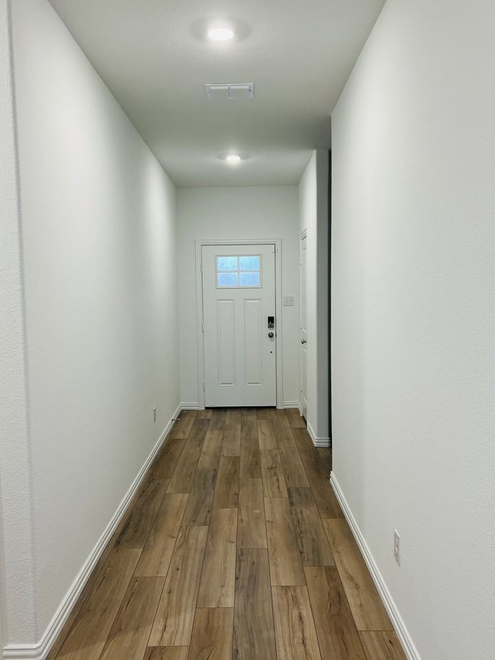 953 Dustwood Dr #NA - Photo 3 of 42