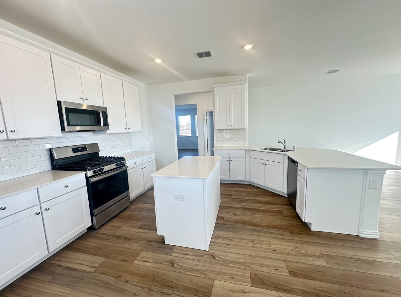 953 Dustwood Dr #NA - Photo 7 of 42