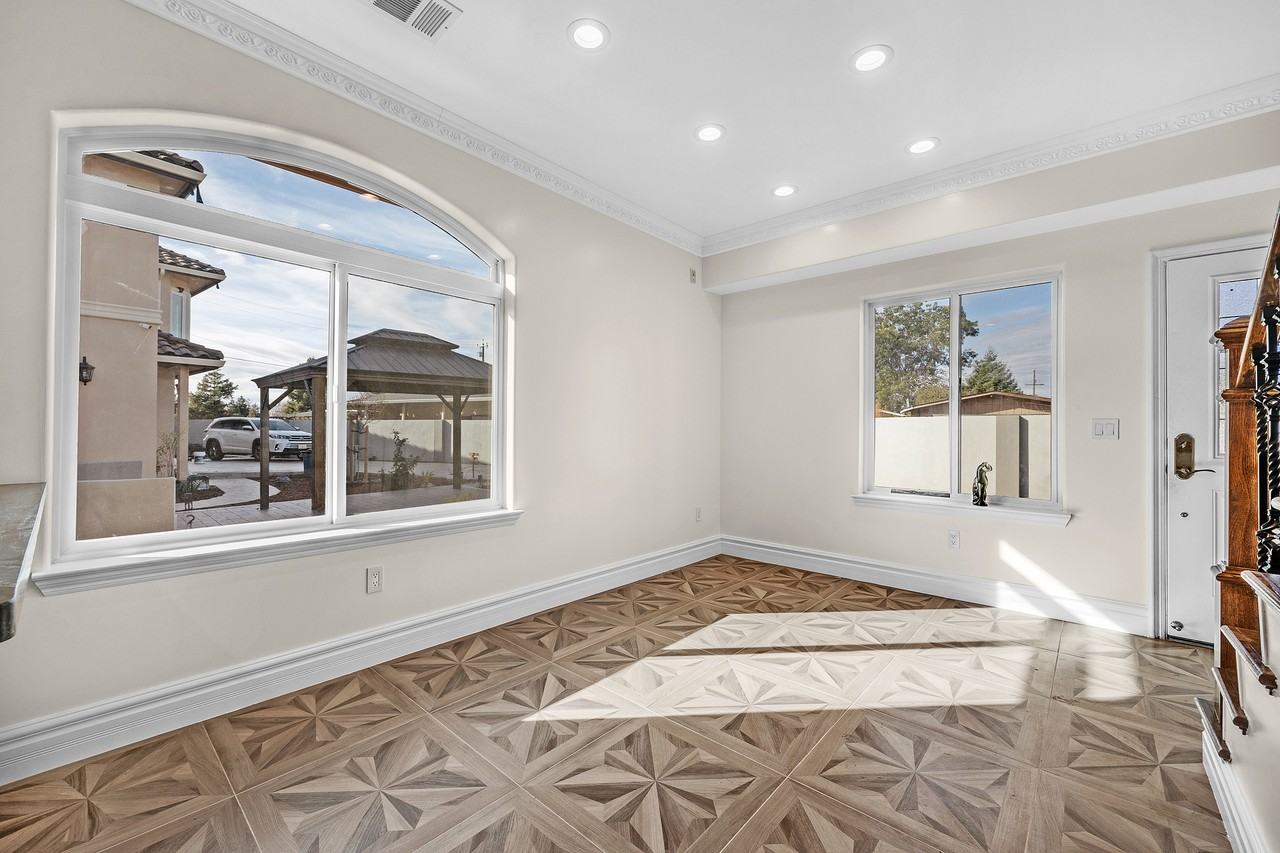 322 Tennyson Rd #NA - Photo 5 of 11