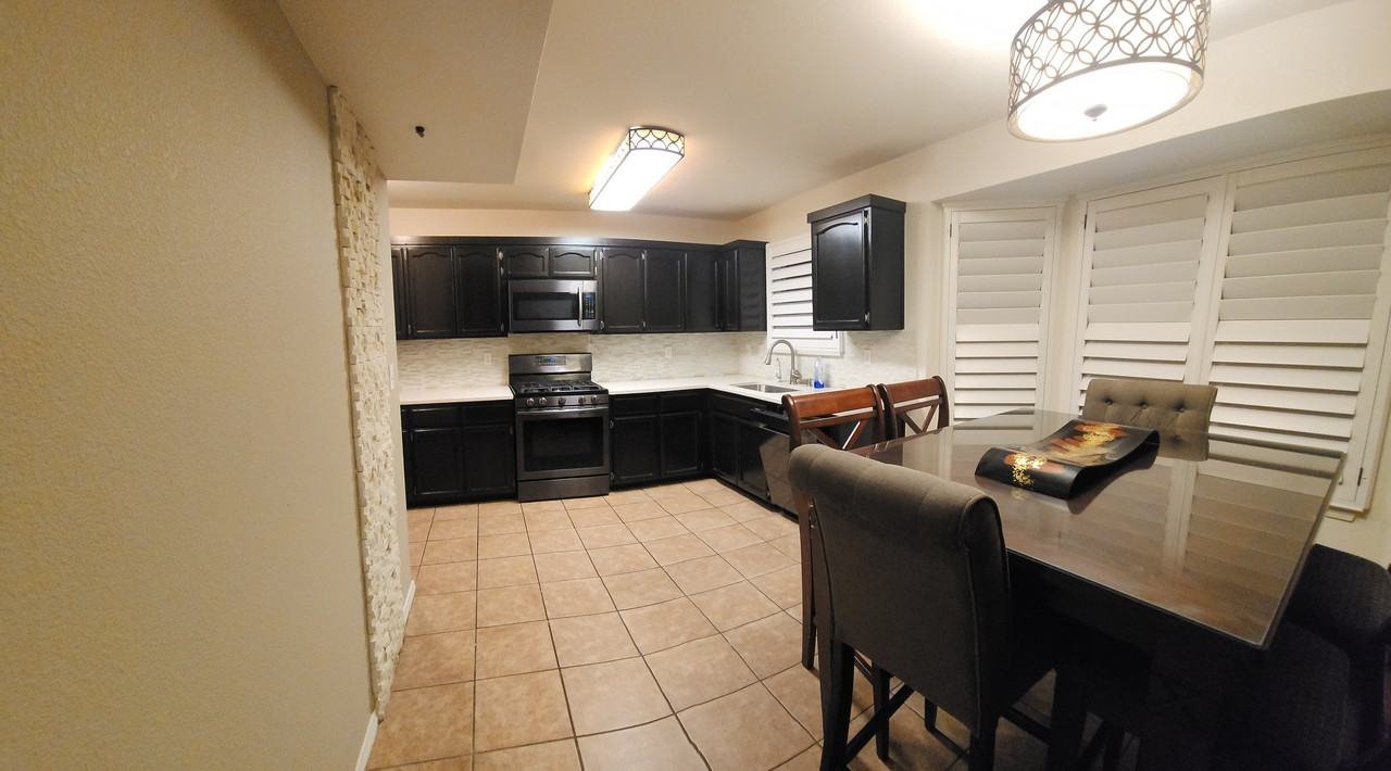 12517 Twin Leaf Dr #NA - Photo 7 of 33