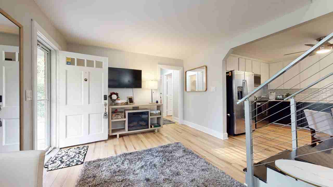 2204 Larimore Dr #NA - Photo 2 of 17