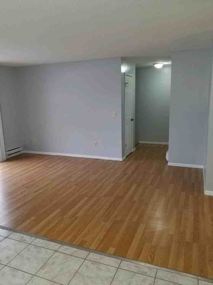 709 7th St S #3 - Photo 4 of 12